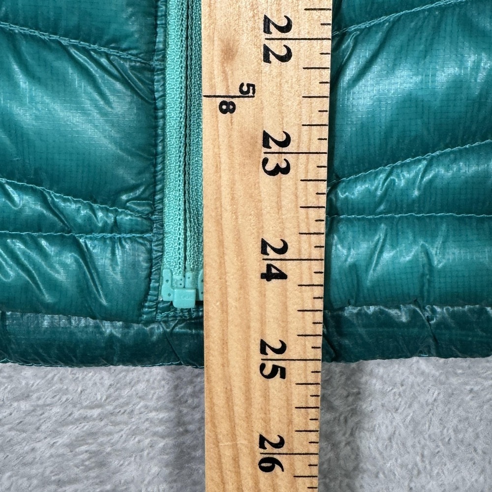 Mountain Hardwear Teal Puffer Jacket - Picture 7 of 10